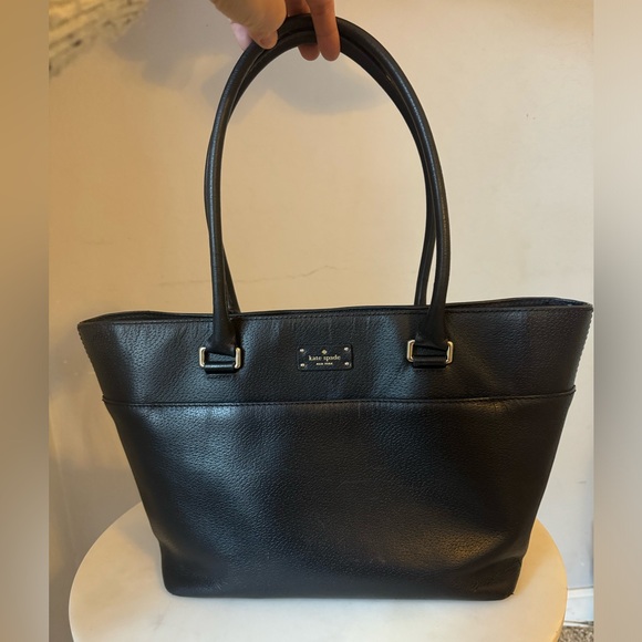 kate spade Handbags - Kate Spade Grove St tote black pebbled leather